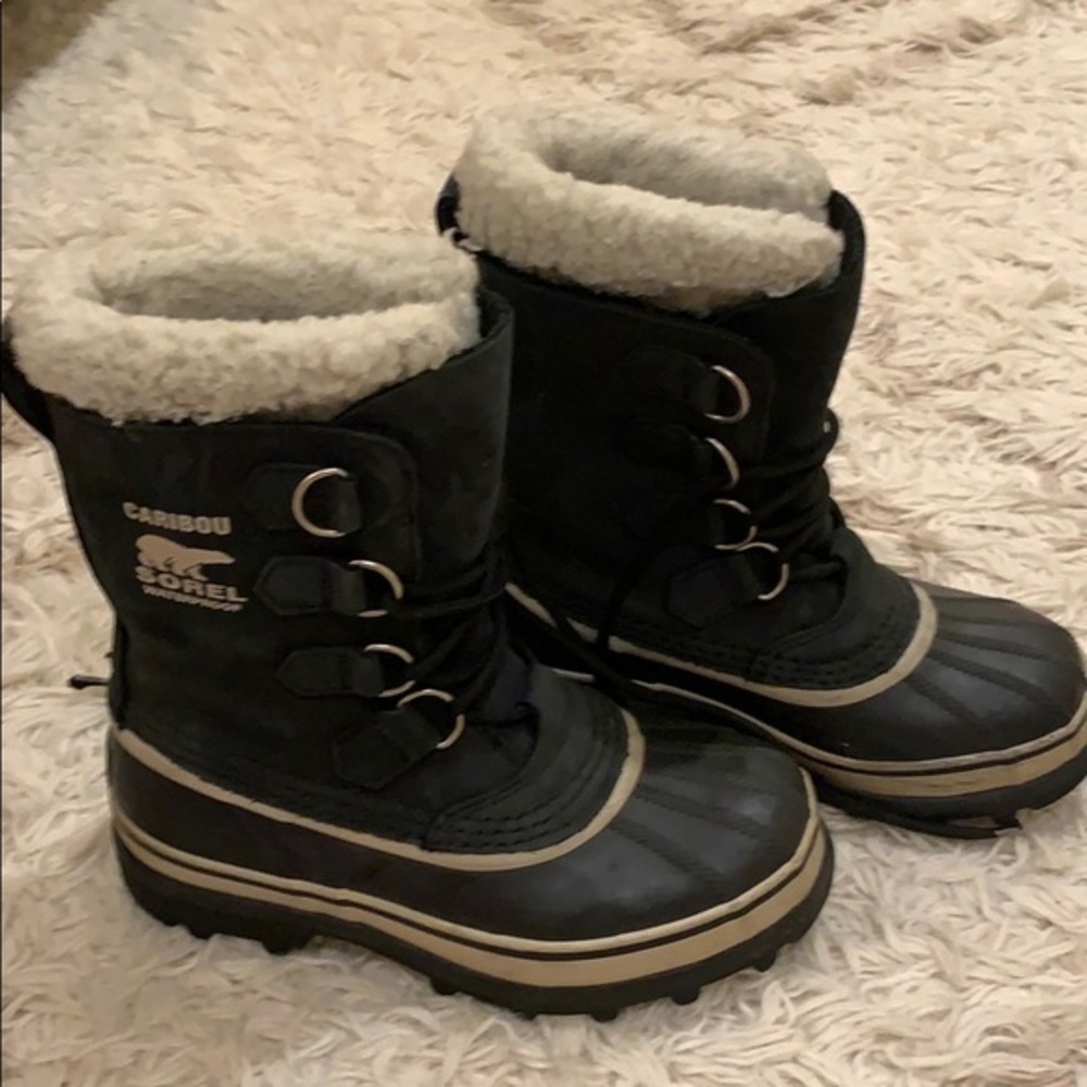 Sorel boots- only worn one season
